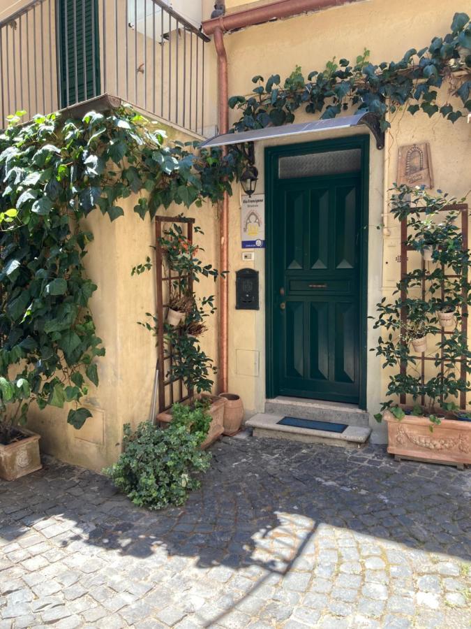 Platea Cavour Vila Sutri Exterior foto