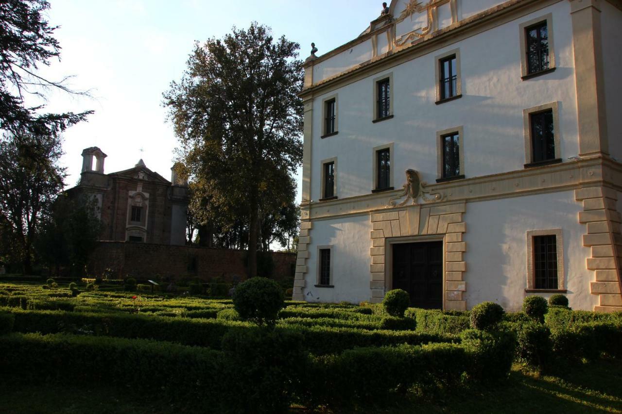 Platea Cavour Vila Sutri Exterior foto
